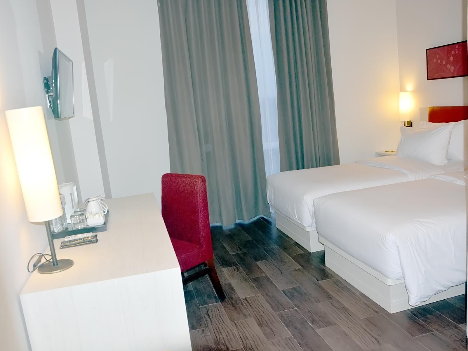 Hotel Santika Pekalongan Exteriör bild
